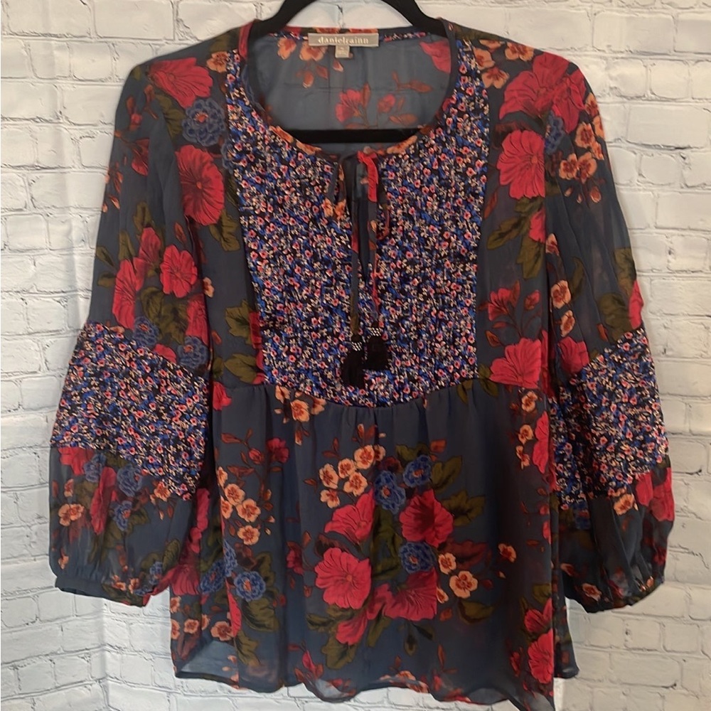 Daniel Rainn Floral Boho Blouse